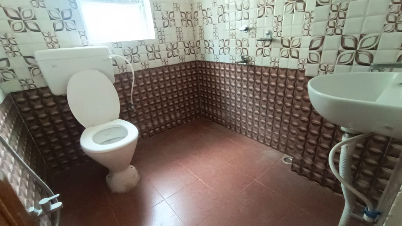 Unfurnished 3bhk in Sijubari, Hatigaon, Guwahati, Assam, India for Rent